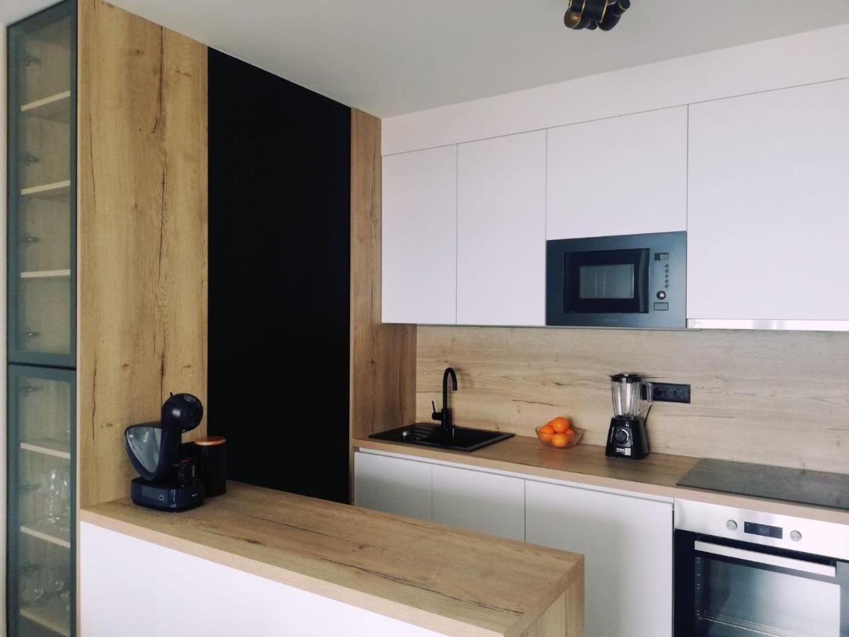 Apartman Aria Apartment Dugi Rat Bagian luar foto