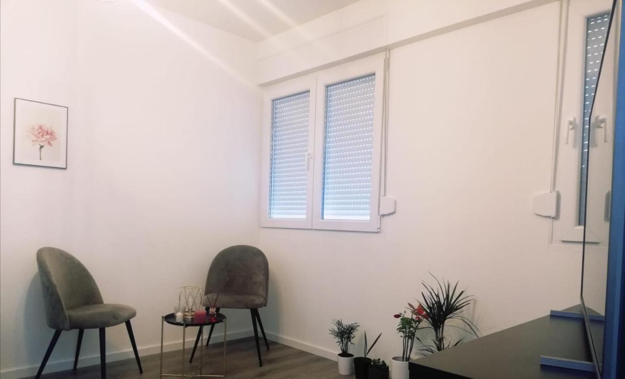 Apartman Aria Apartment Dugi Rat Bagian luar foto