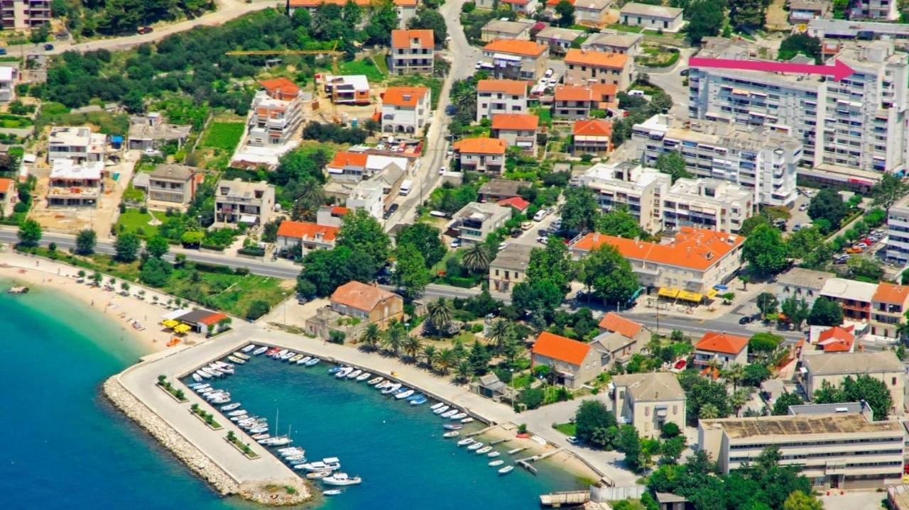 Apartman Aria Apartment Dugi Rat Bagian luar foto